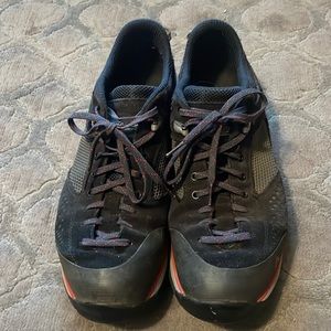 Vasque hiking shoes